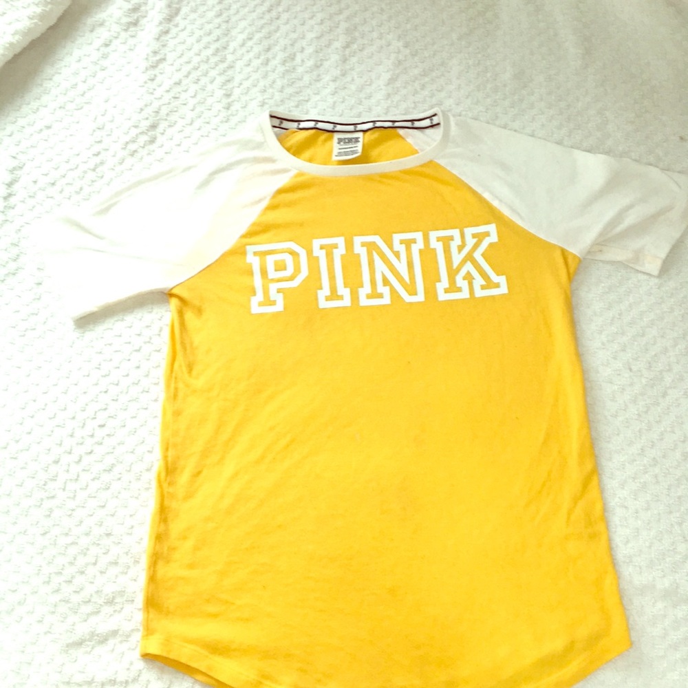 Tee.